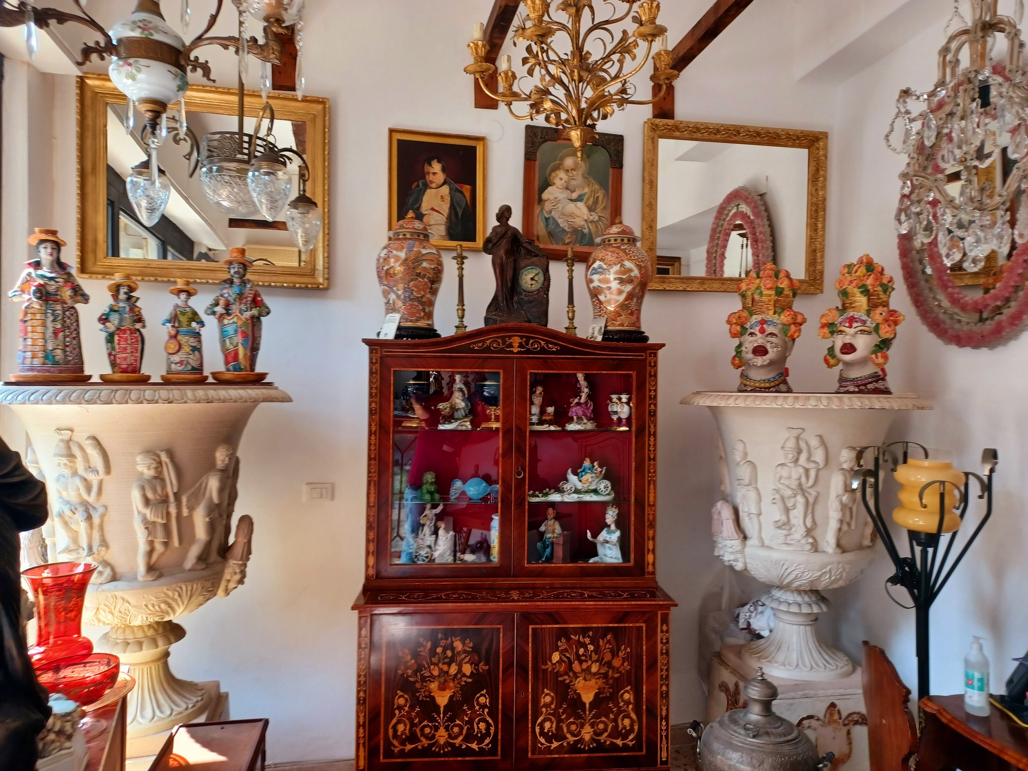 354985201_163758113354176_2003977919124665213_n